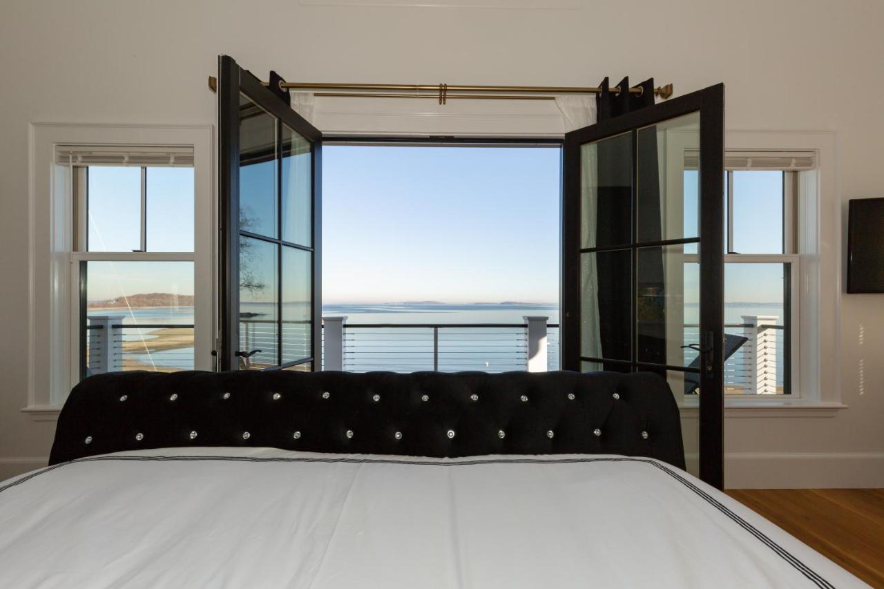 Villa Luxury Oceanfront Bayside Jewel Quincy Exterior foto